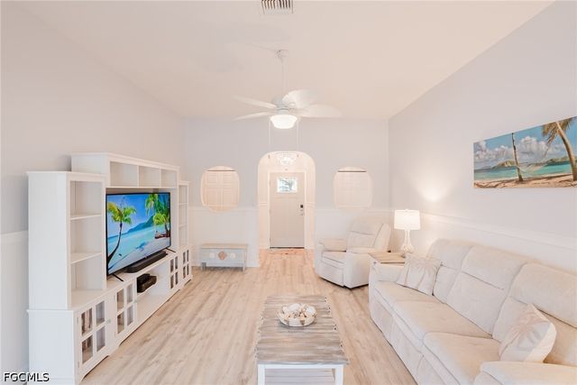 10810 Habitat CIR, Bokeelia, FL 33922