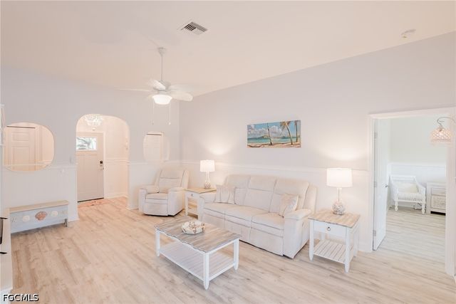 10810 Habitat CIR, Bokeelia, FL 33922