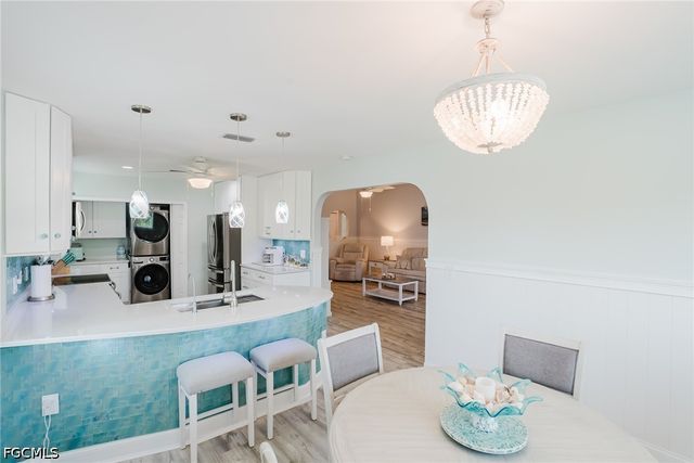 10810 Habitat CIR, Bokeelia, FL 33922
