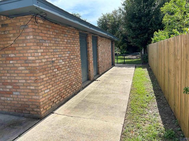 429 and 433 Richmond Avenue, Houma, LA 70363