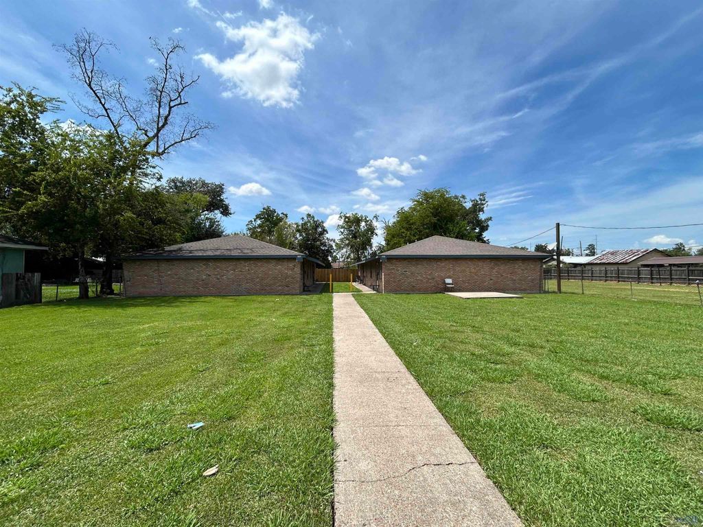 429 and 433 Richmond Avenue, Houma, LA 70363