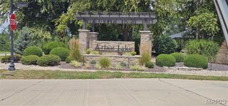 3609 S Arbor Lake Drive, Edwardsville, IL 62025