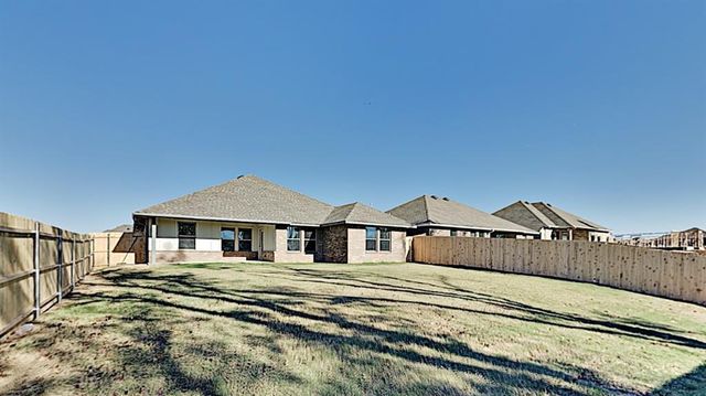 7069 Hidden Trail Lane, Warr Acres, OK 73132