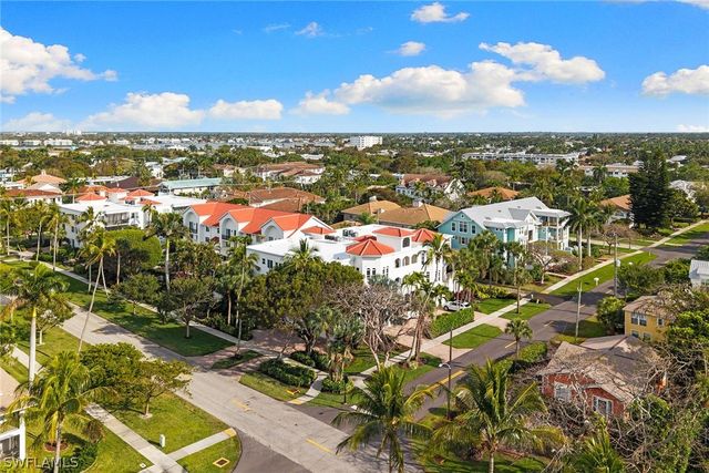 1005 4th ST S 203, Naples, FL 34102