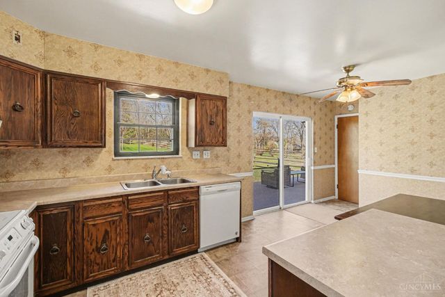 1899 Berkshire, Cincinnati, OH 45230