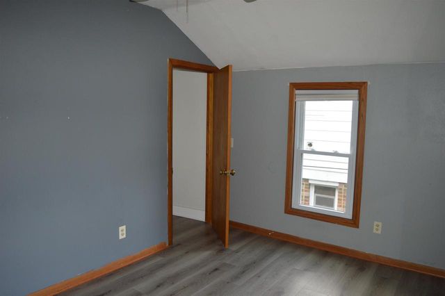 1717 Loftsgordon Avenue, Madison, WI 53704