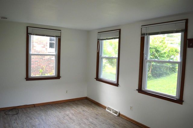 1717 Loftsgordon Avenue, Madison, WI 53704