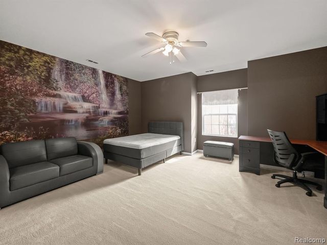 7683 Ambassador Drive, Shelby Twp, MI 48316