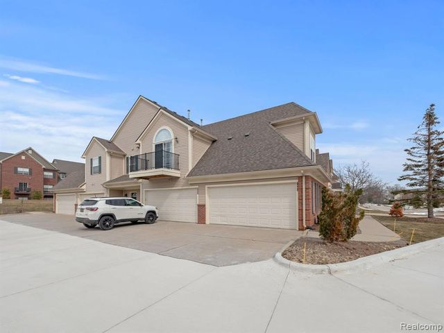 7683 Ambassador Drive, Shelby Twp, MI 48316