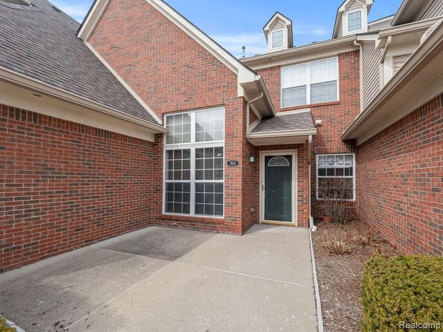 7683 Ambassador Drive, Shelby Twp, MI 48316