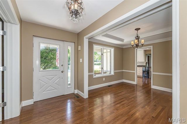 159 Spring Oaks Drive, Ballwin, MO 63011