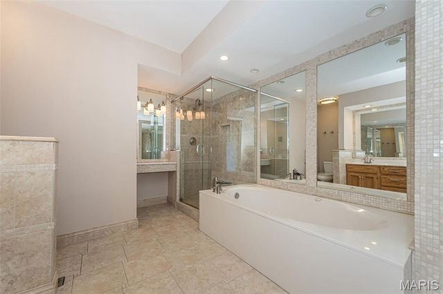 159 Spring Oaks Drive, Ballwin, MO 63011