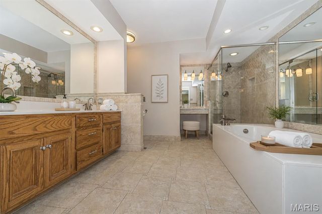 159 Spring Oaks Drive, Ballwin, MO 63011