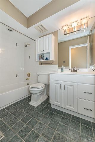 159 Spring Oaks Drive, Ballwin, MO 63011