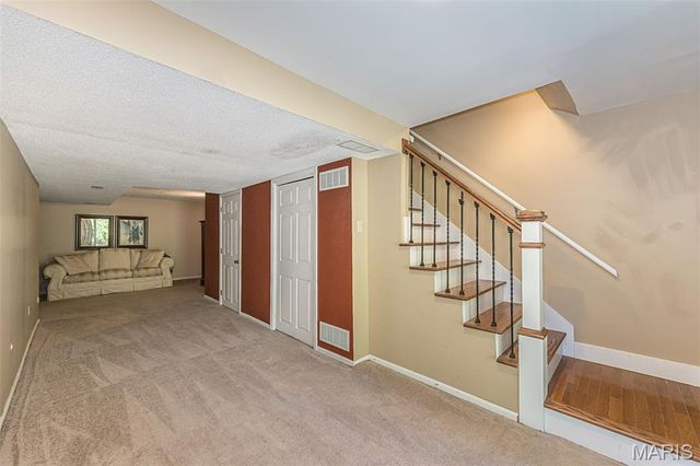 159 Spring Oaks Drive, Ballwin, MO 63011