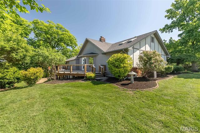 159 Spring Oaks Drive, Ballwin, MO 63011