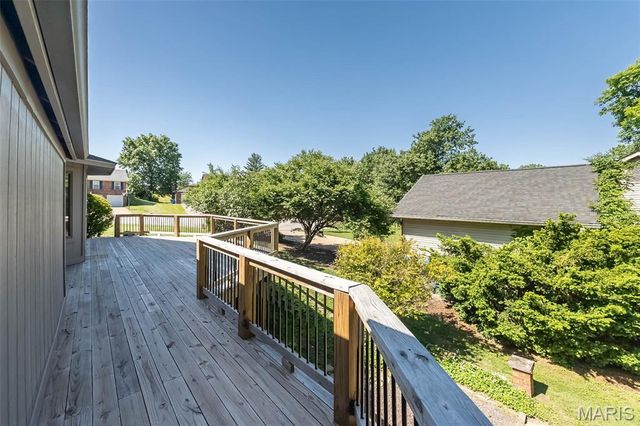 159 Spring Oaks Drive, Ballwin, MO 63011