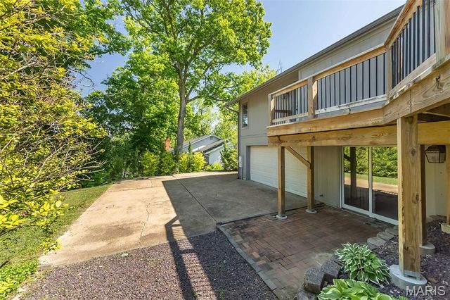 159 Spring Oaks Drive, Ballwin, MO 63011
