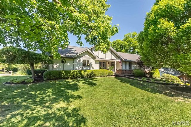 159 Spring Oaks Drive, Ballwin, MO 63011