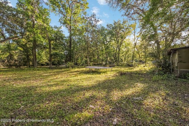 19460 McCloy Circle, Brooksville, FL 34601