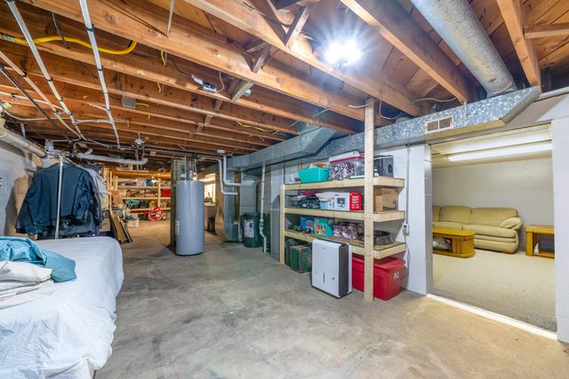 2345 Johnston Avenue, Dalton Twp, MI 49457