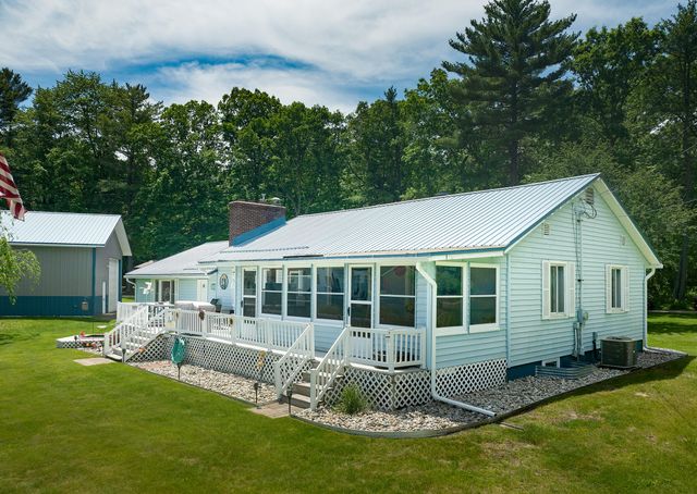 2345 Johnston Avenue, Dalton Twp, MI 49457