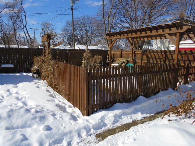 5223 Yemans Street, Hamtramck, MI 48212