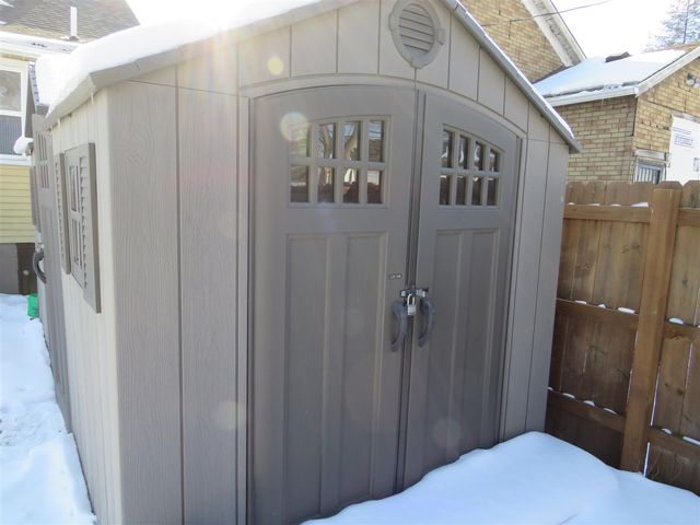 5223 Yemans Street, Hamtramck, MI 48212