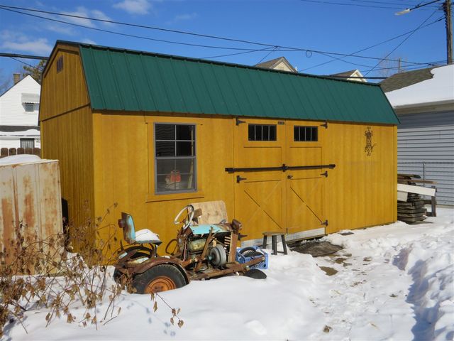 5223 Yemans Street, Hamtramck, MI 48212