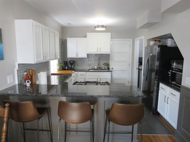 5223 Yemans Street, Hamtramck, MI 48212