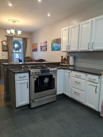 5223 Yemans Street, Hamtramck, MI 48212