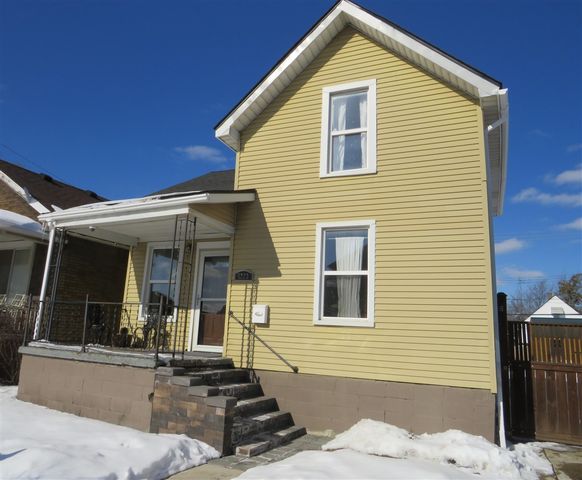 5223 Yemans Street, Hamtramck, MI 48212