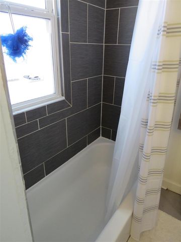 5223 Yemans Street, Hamtramck, MI 48212