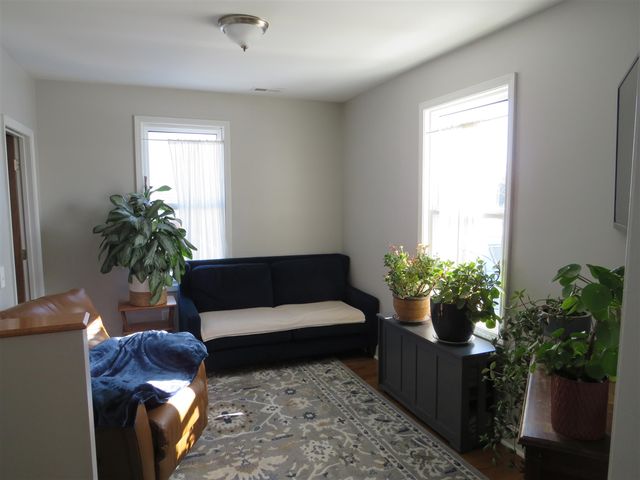 5223 Yemans Street, Hamtramck, MI 48212