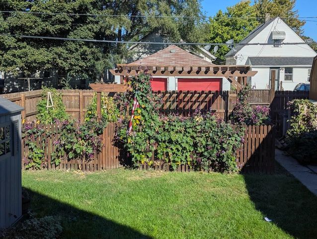 5223 Yemans Street, Hamtramck, MI 48212