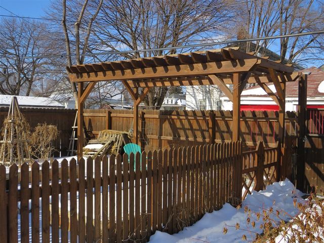 5223 Yemans Street, Hamtramck, MI 48212