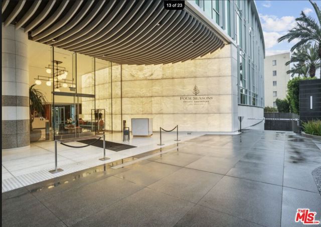 9000 W 3rd Street 106, Los Angeles, CA 90048