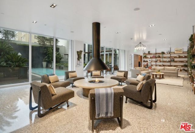 9000 W 3rd Street 106, Los Angeles, CA 90048