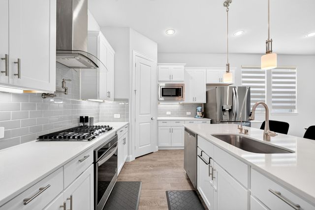 12789 Royal Oaks Lane, Farmers Branch, TX 75234