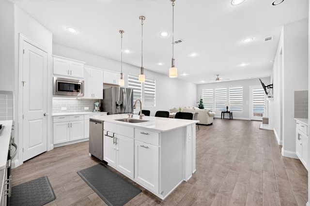 12789 Royal Oaks Lane, Farmers Branch, TX 75234