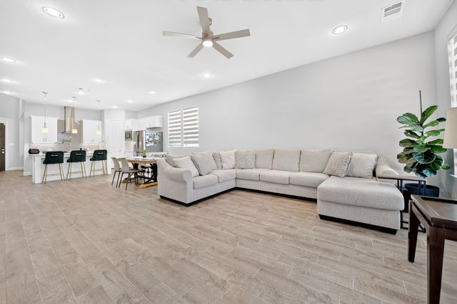 12789 Royal Oaks Lane, Farmers Branch, TX 75234