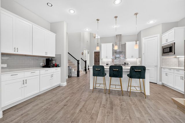 12789 Royal Oaks Lane, Farmers Branch, TX 75234