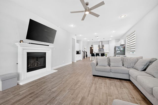 12789 Royal Oaks Lane, Farmers Branch, TX 75234