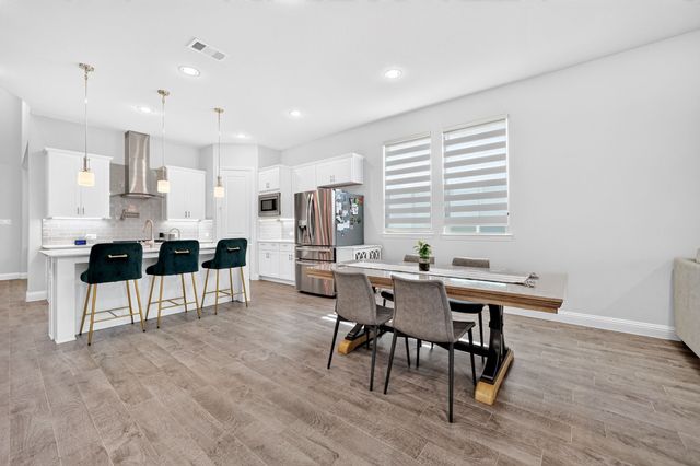 12789 Royal Oaks Lane, Farmers Branch, TX 75234