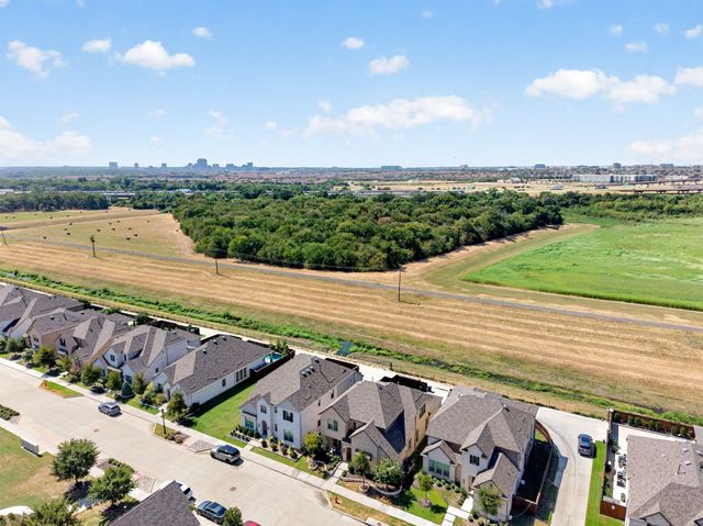 12789 Royal Oaks Lane, Farmers Branch, TX 75234