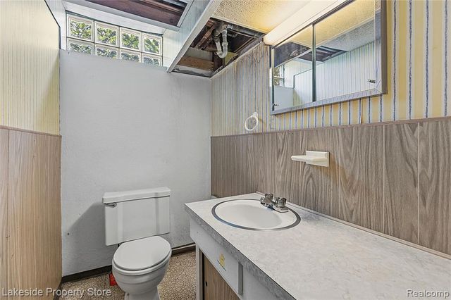 35313 Weideman Street, Clinton Township, MI 48035