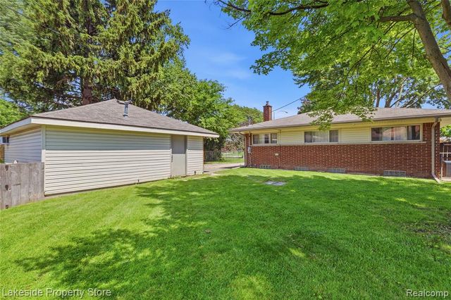 35313 Weideman Street, Clinton Township, MI 48035