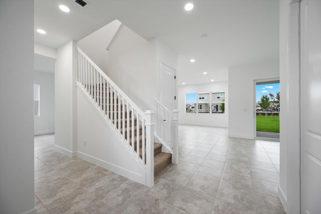 13692 Century Oak Circle, Westlake, FL 33470
