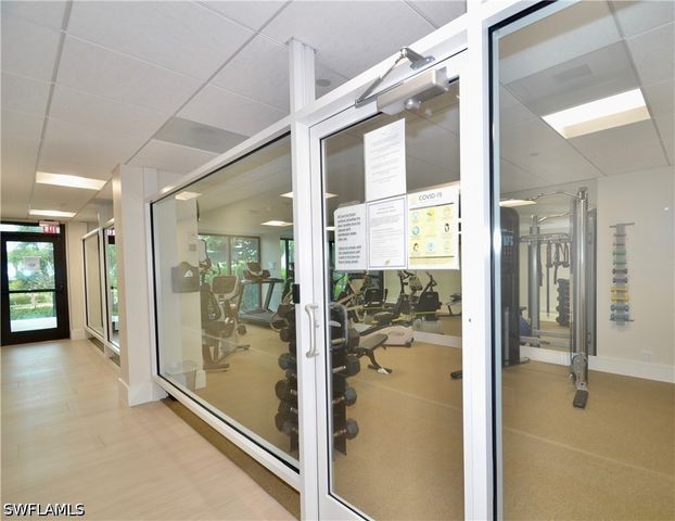 10851 GULF SHORE DR 303, Naples, FL 34108