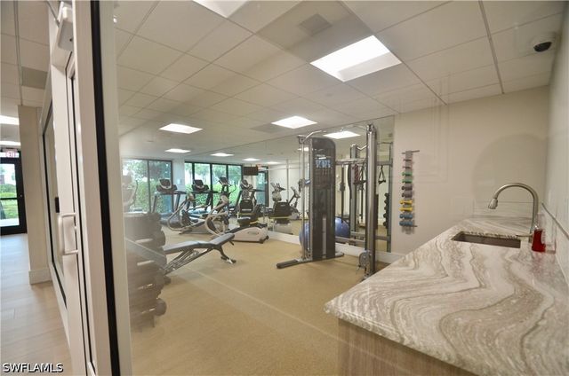 10851 GULF SHORE DR 303, Naples, FL 34108